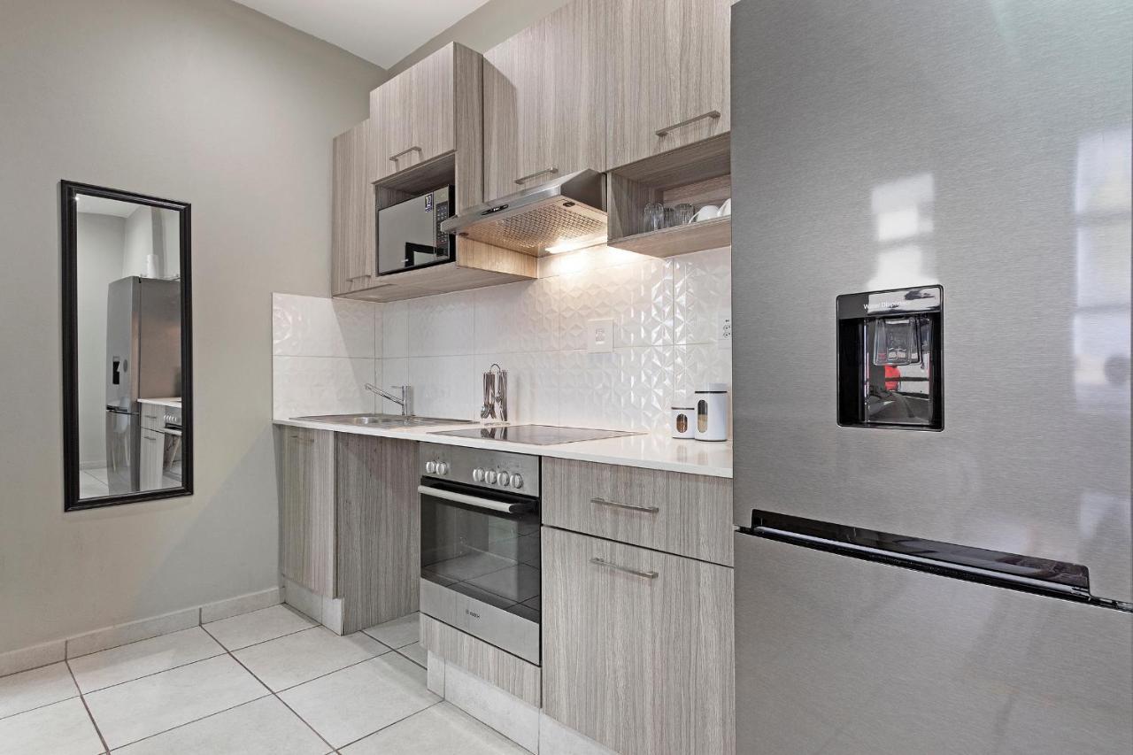 Urban Oasis Apartments At The Bolton โจฮันเนสเบิร์ก ภายนอก รูปภาพ