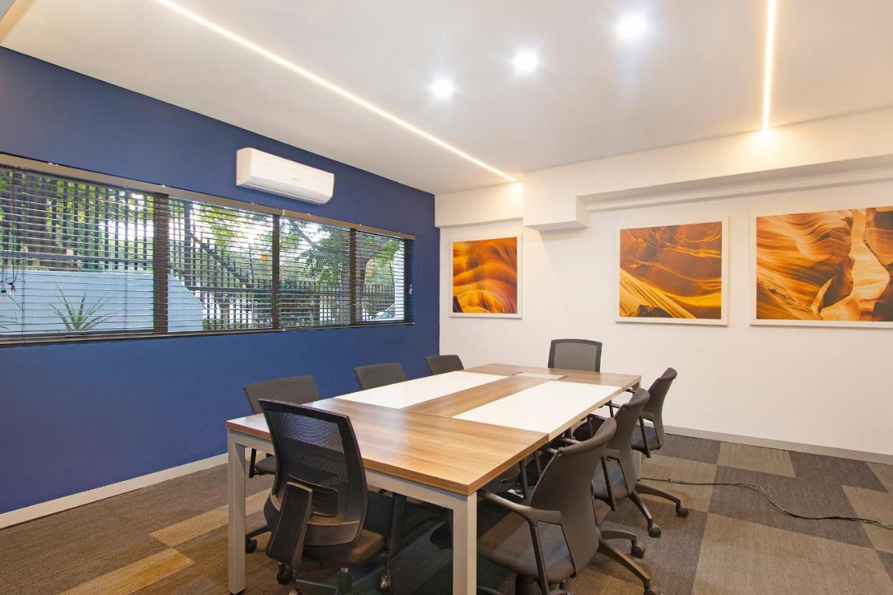 Urban Oasis Apartments At The Bolton โจฮันเนสเบิร์ก ภายนอก รูปภาพ