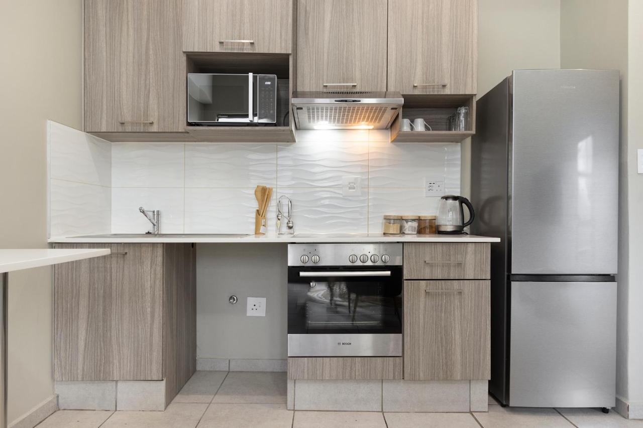Urban Oasis Apartments At The Bolton โจฮันเนสเบิร์ก ภายนอก รูปภาพ