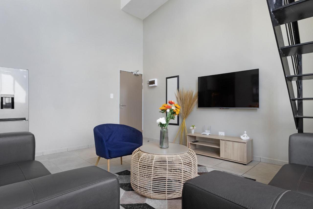 Urban Oasis Apartments At The Bolton โจฮันเนสเบิร์ก ภายนอก รูปภาพ