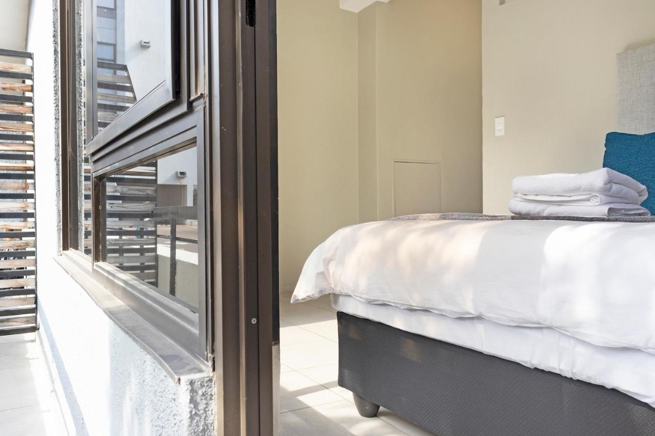 Urban Oasis Apartments At The Bolton โจฮันเนสเบิร์ก ภายนอก รูปภาพ