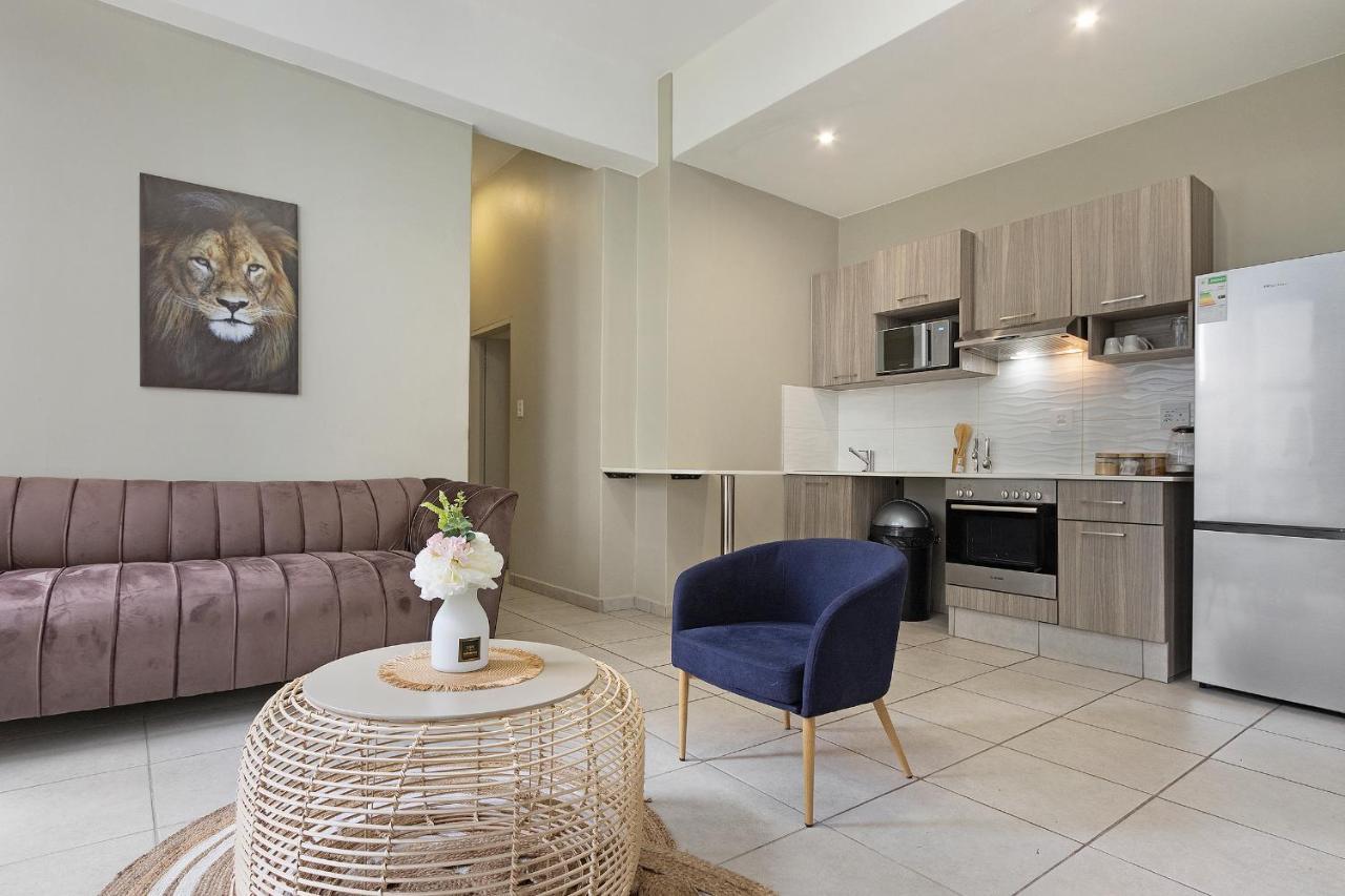 Urban Oasis Apartments At The Bolton โจฮันเนสเบิร์ก ภายนอก รูปภาพ