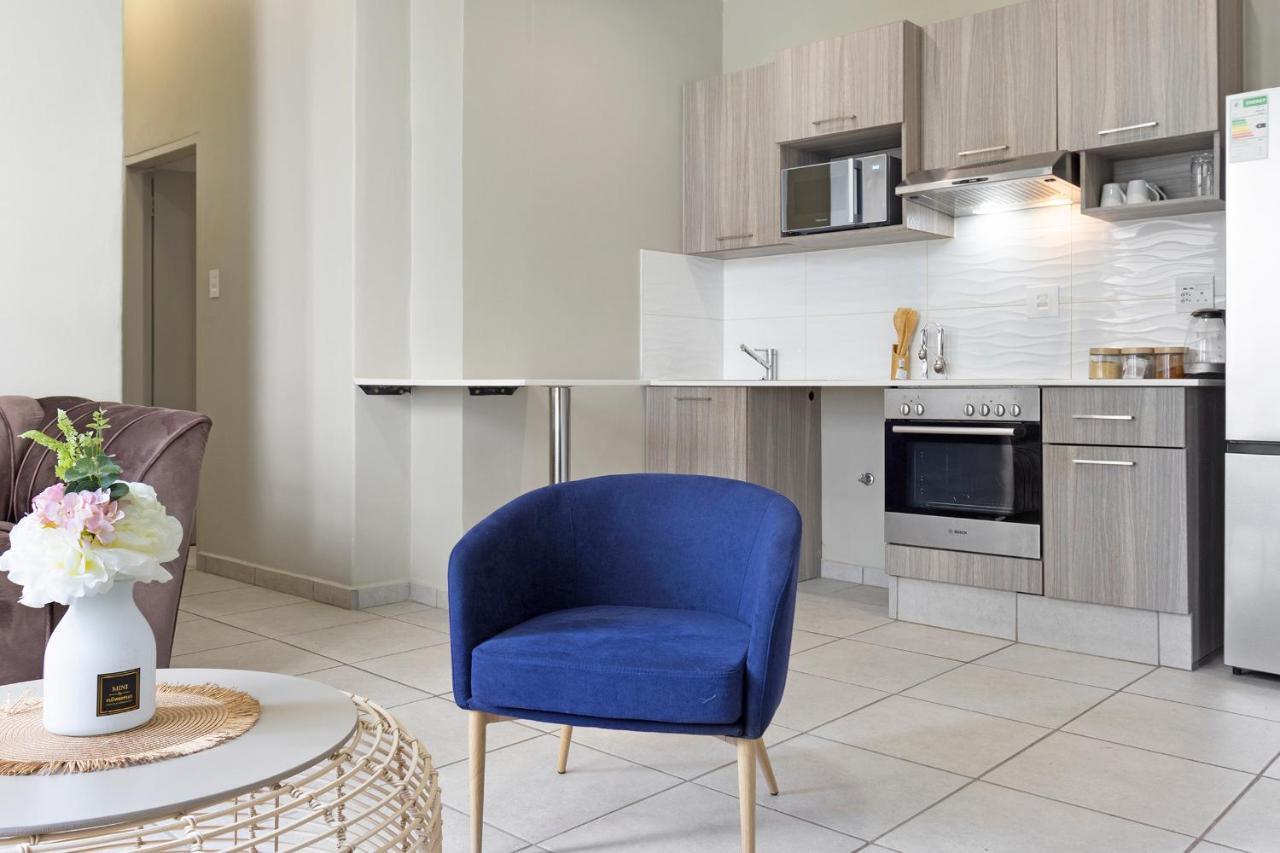 Urban Oasis Apartments At The Bolton โจฮันเนสเบิร์ก ภายนอก รูปภาพ