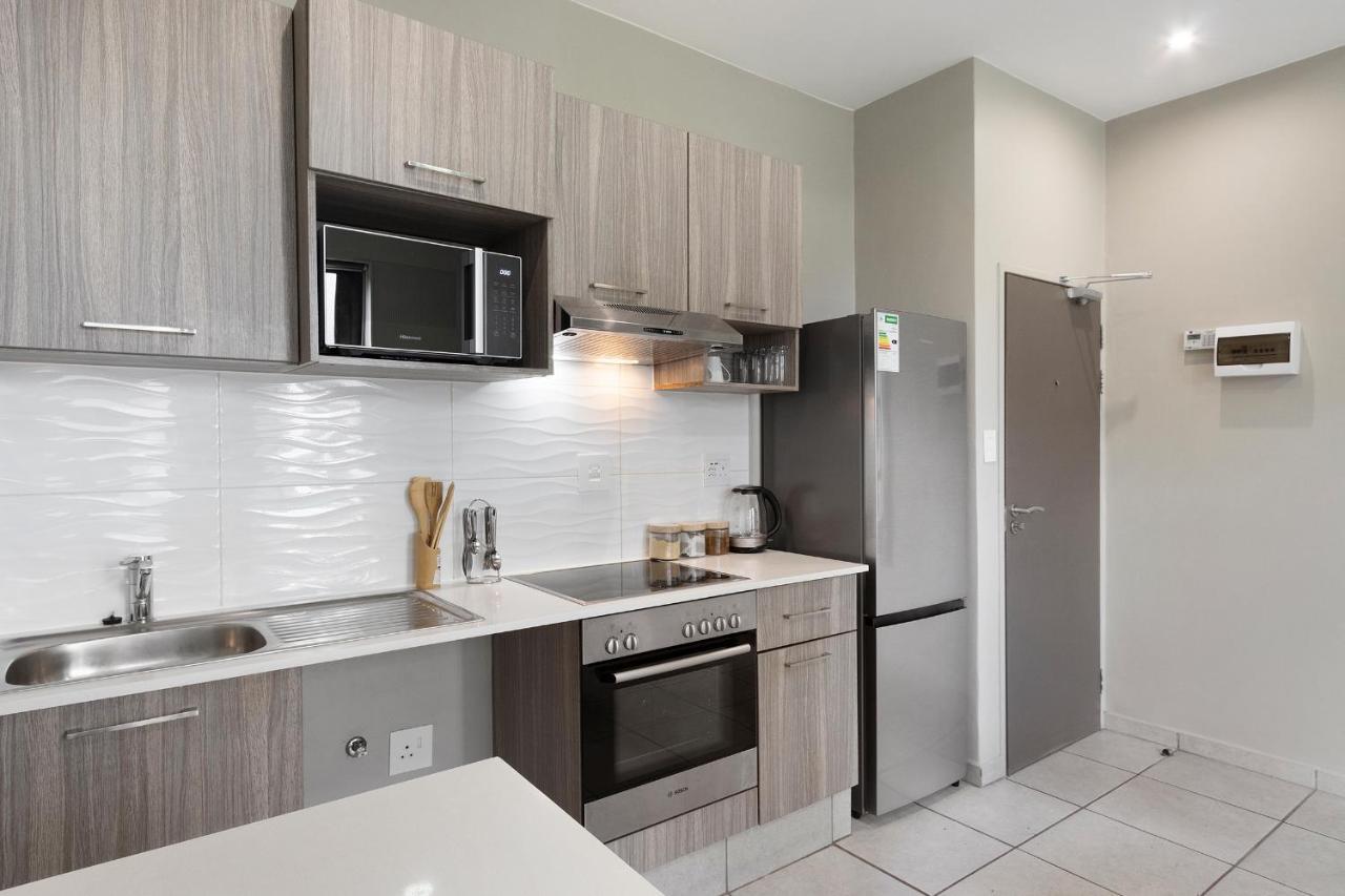 Urban Oasis Apartments At The Bolton โจฮันเนสเบิร์ก ภายนอก รูปภาพ