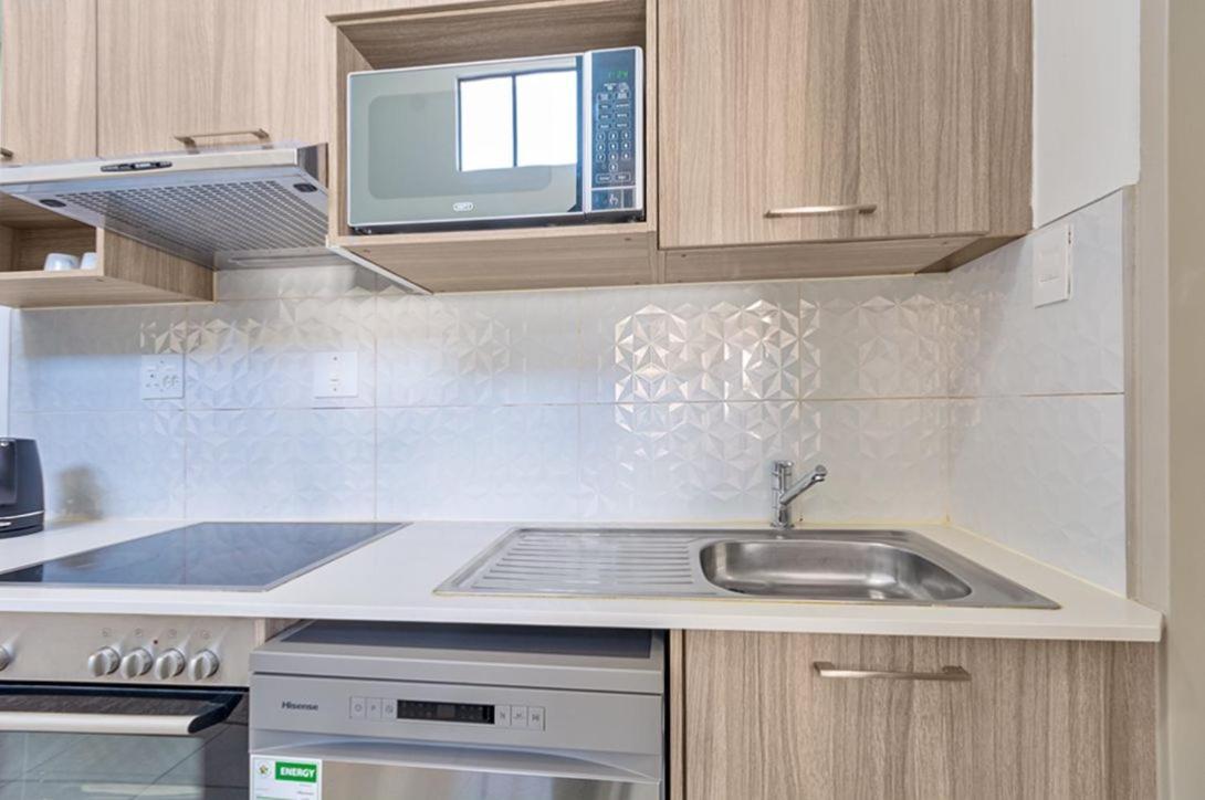 Urban Oasis Apartments At The Bolton โจฮันเนสเบิร์ก ภายนอก รูปภาพ
